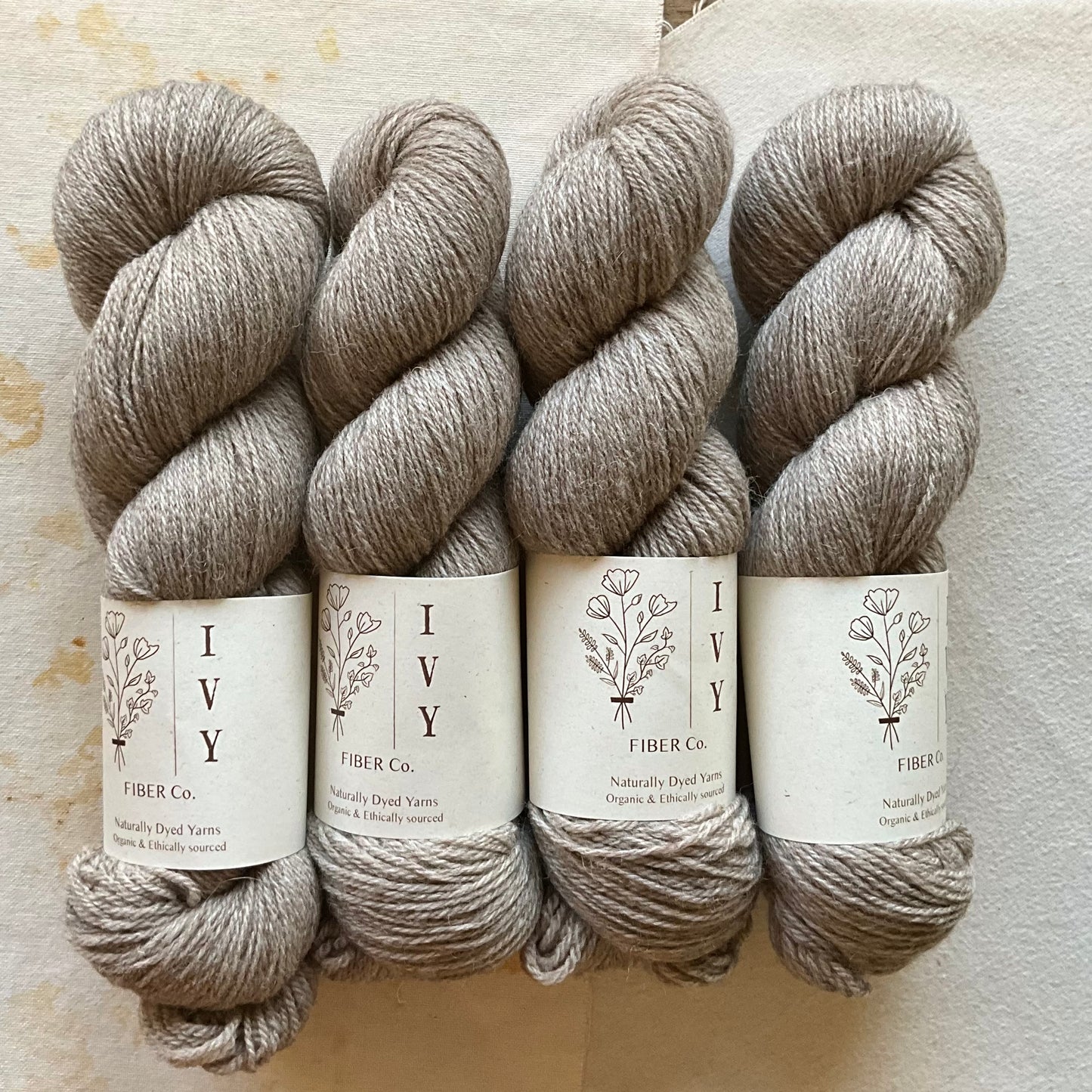 MEADOW fingering - Stone