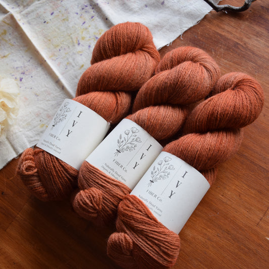 MEADOW fingering - Fox dark batch