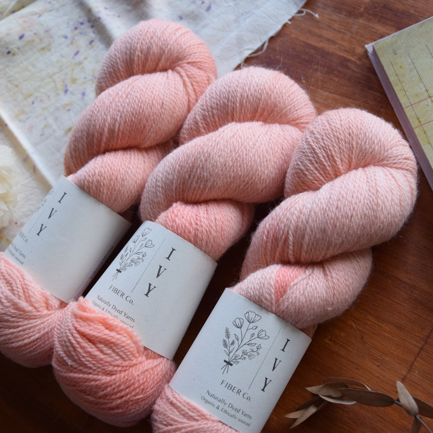 FALKLAND MERINO fingering - Coral Island