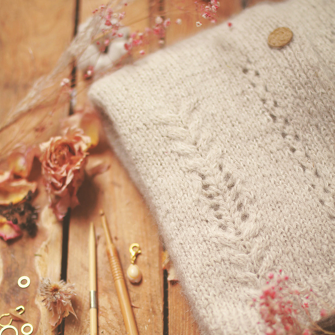 Mist and Bloom Cardigan kit - The original Sand + Snow