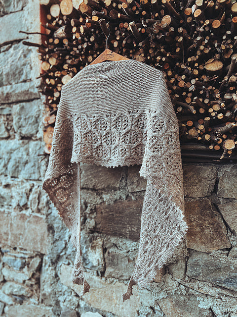 Embers Crescent Shawl kit - Stone colorway