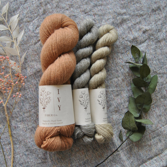 Sock set MEADOW fingering - Velutina + Almond and Denim