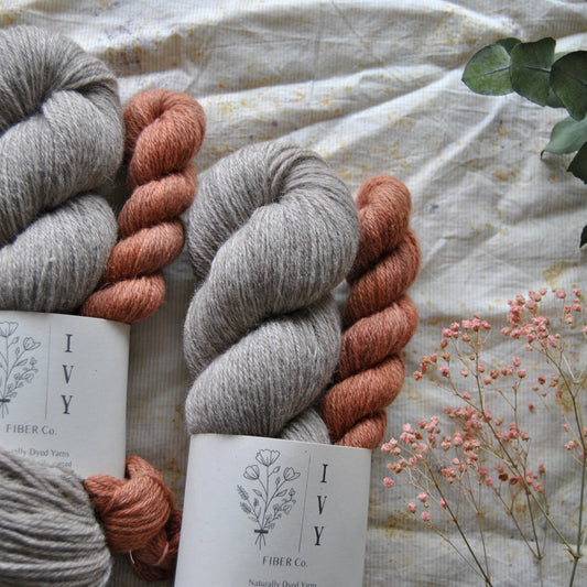 Kit chaussettes Meadow fingering - Stone + Squirrel