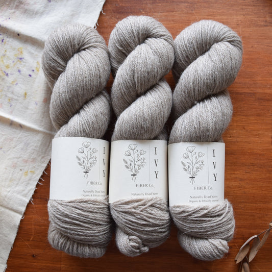 MEADOW fingering - Stone